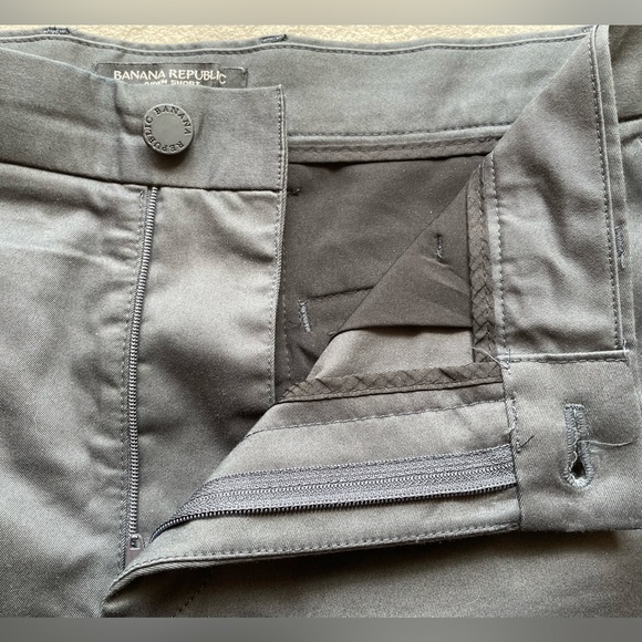 Banana Republic Aiden Short Size 32 - Picture 4 of 6